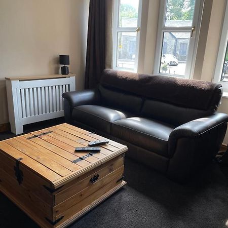 Appartamento Newsagents Flat Lairg Esterno foto